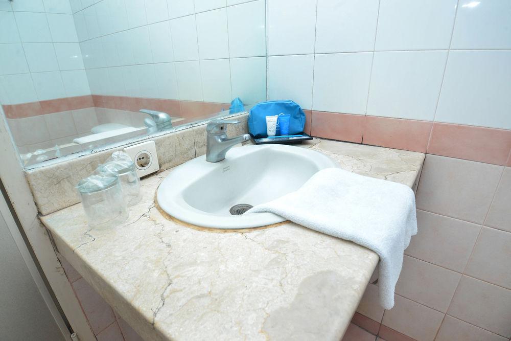 Hotel Nalendra 3*